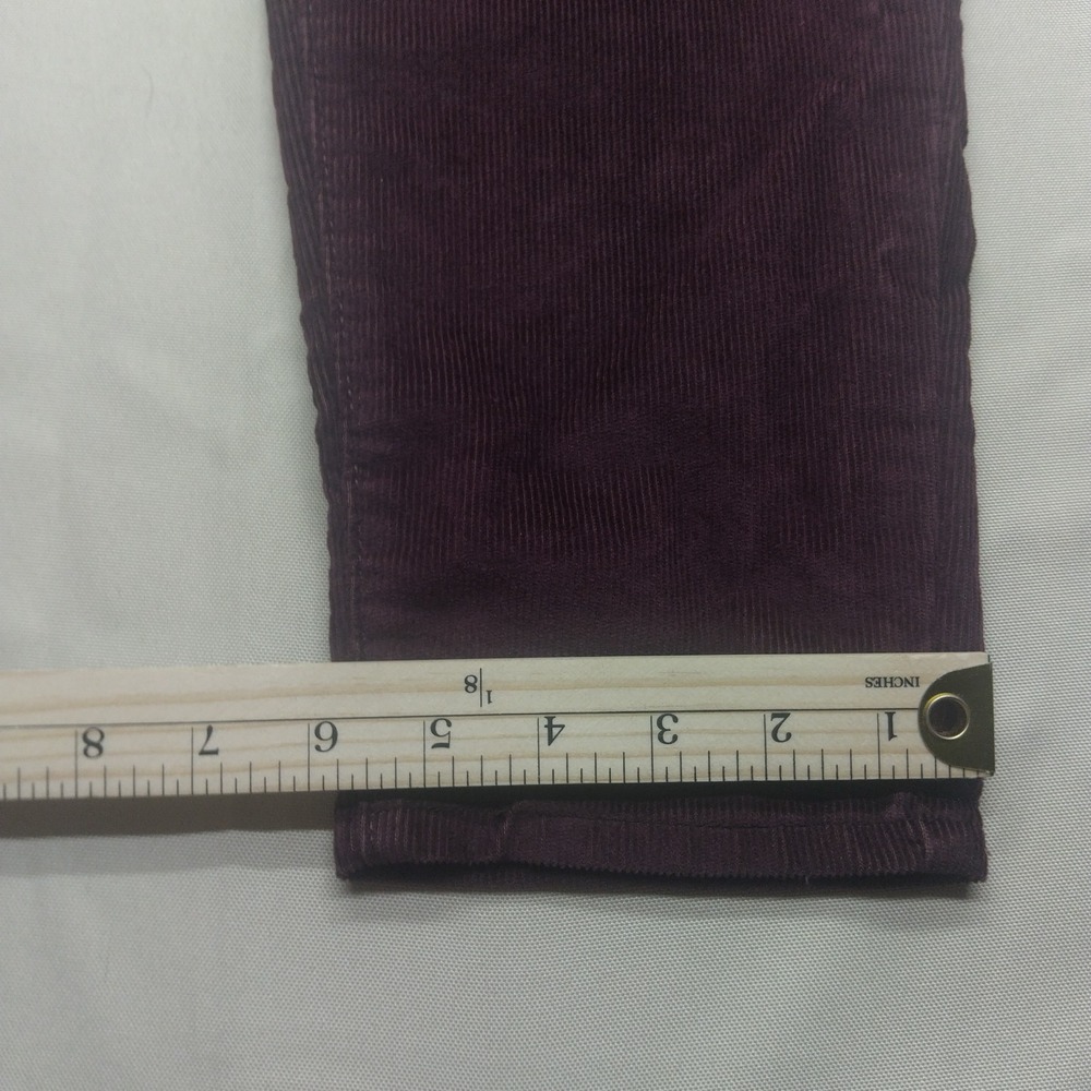 LEVI'S Women's High Waisted Corduroy Mom Jeans Burgundy 27x29 Marron Burgundy-NW - Picture 10 of 12